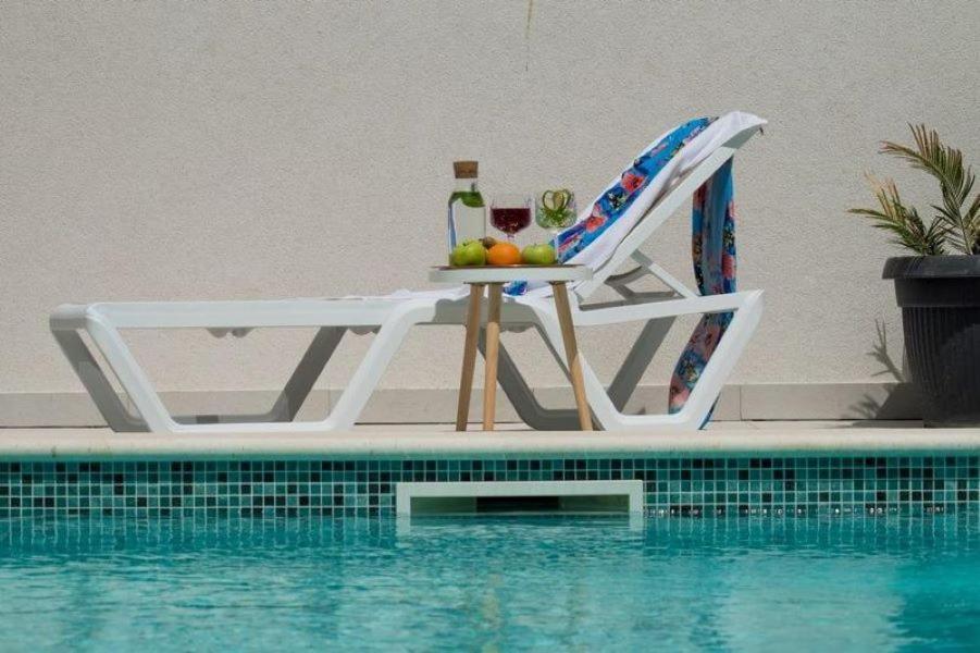 Luxus App Rubin Mit Traumblick Pool Balkon * Makarska